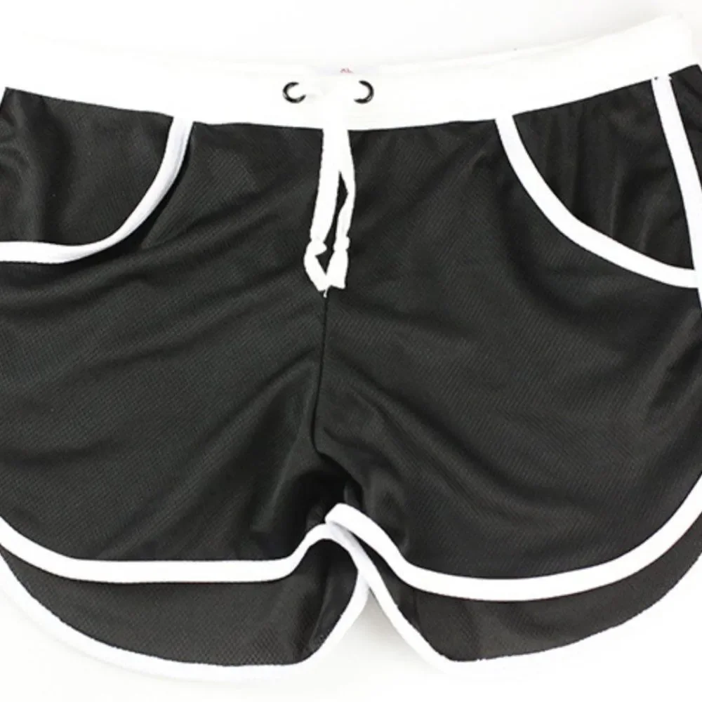 Men's Retro Gym Shorts Trunks with Pouch Black